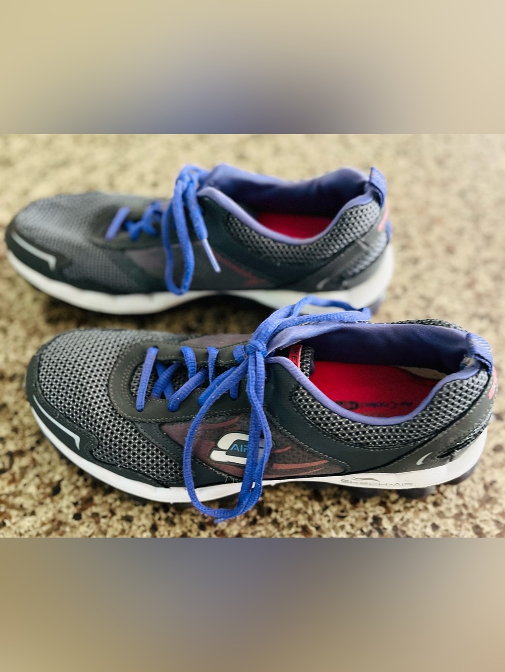 Skechers Size 10 Gray Athletic Sneakers with Purple Laces